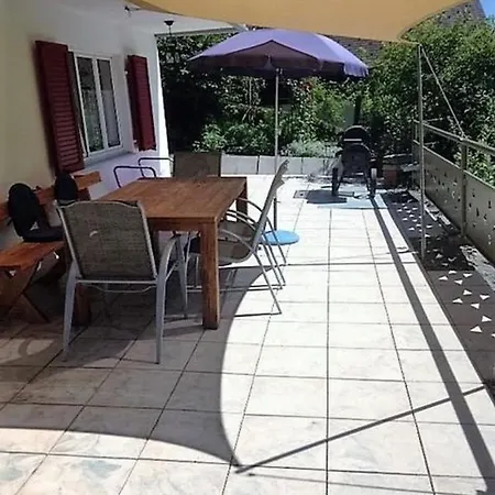 Sonnige Und Saubere Ferienwohnung Selunblick Im Schonen Toggenburg *
